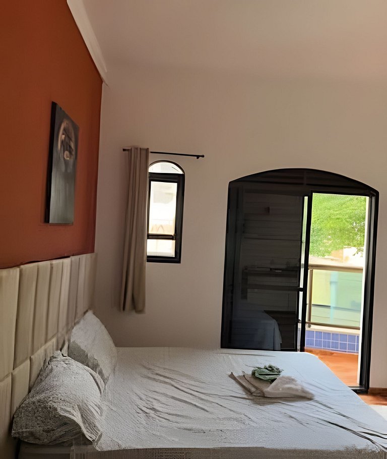 Cozy Studio & Balcony | 2min Metro | Near Arena