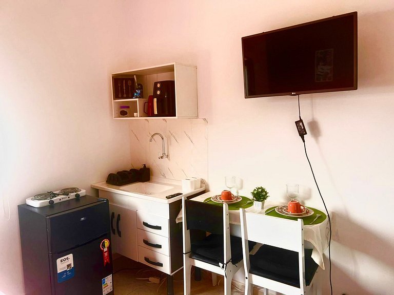 Cozy Studio | 2min Metro | Near Arena & Center