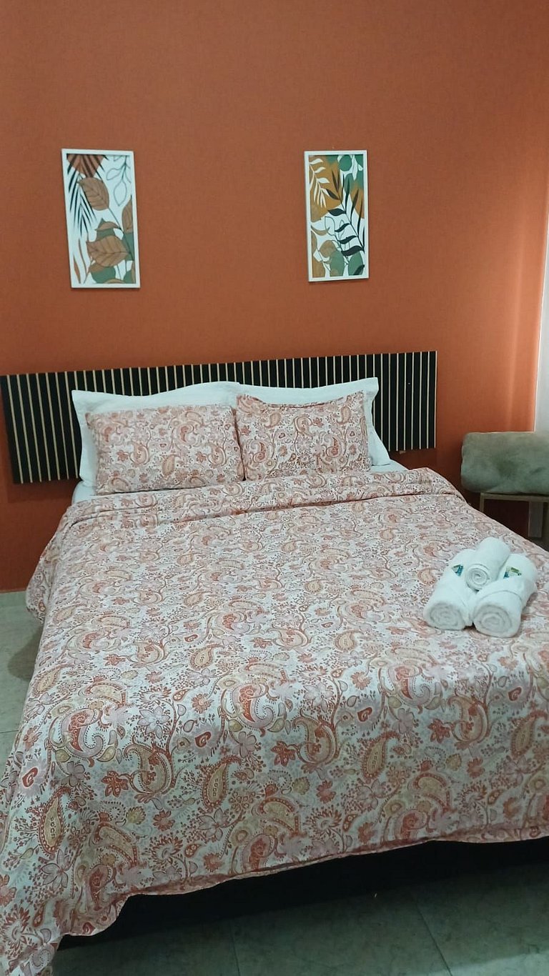 Cozy Studio | 2min Metro | Near Arena & Center