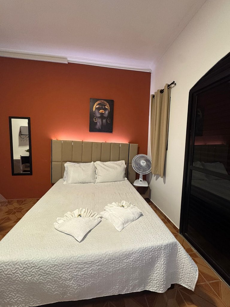 Cozy Studio & Balcony | 2min Metro | Near Arena