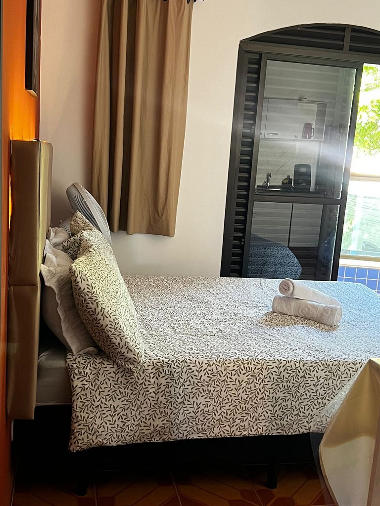 Cozy Studio & Balcony | 2min Metro | Near Arena